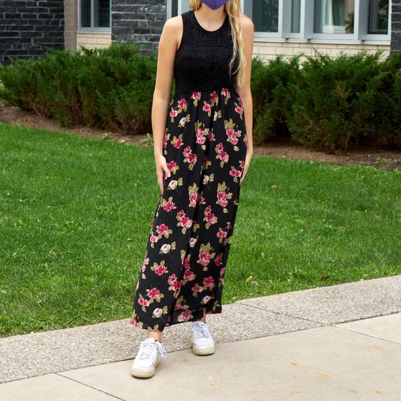 Floral Dress from Xhiliration - Picture 2 of 3